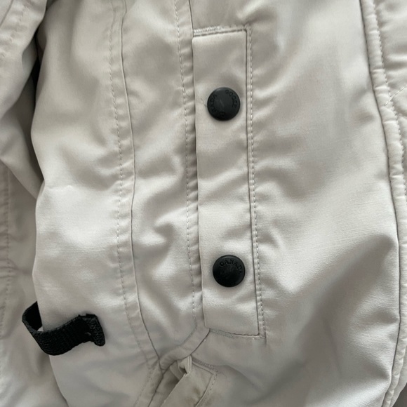Authentic Canada Goose Kensington  Parka, colour: off white  
Size: XSmall - Picture 6 of 16